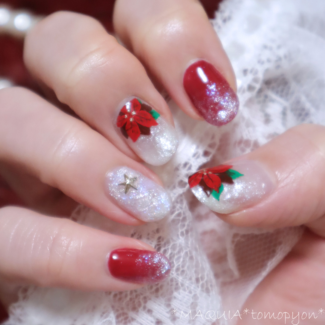 セルフネイル 大人のクリスマスネイル 19 ポインセチアの手描きネイル ローリエプレス