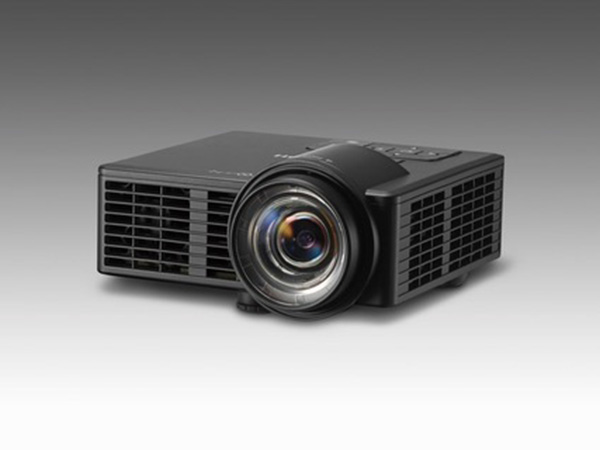 小型軽量で手のひらサイズプロジェクター [RICOH PJ WXC1110美品] リコー、手のひらにちょこんとのる軽量短焦点プロジェクター「PJ