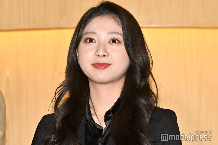 富田鈴花の手編みマフラーが話題に