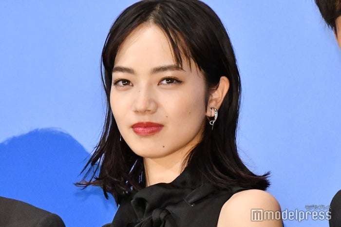 小松菜奈 オレンジショートヘアに大胆イメチェン 印象変わる 最強 と絶賛の声続々 21年5月21日 エキサイトニュース