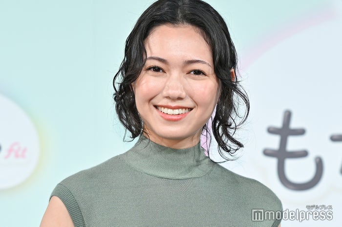 二階堂ふみ、美背中際立つ私服姿披露「セクシー」「息を呑む美しさ」と反響続々 (2024年11月14日) - エキサイトニュース