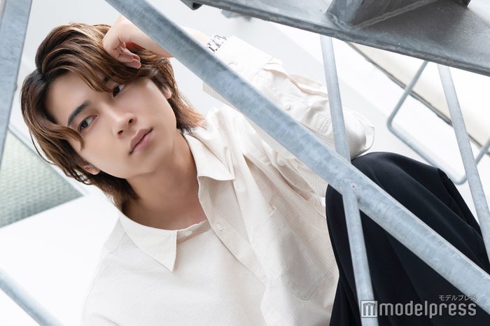 キラメイシルバークリアファイル　庄司浩平 キラメイシルバークリアファイル 庄司浩平 - メルカリ