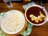 カレールーが継ぎ足し放題！夢の「無限カレー」ができるカレーの老舗