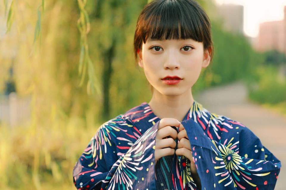 動画 二段重ねリボン 自分でできる帯の結び方 花文庫結び風 ローリエプレス