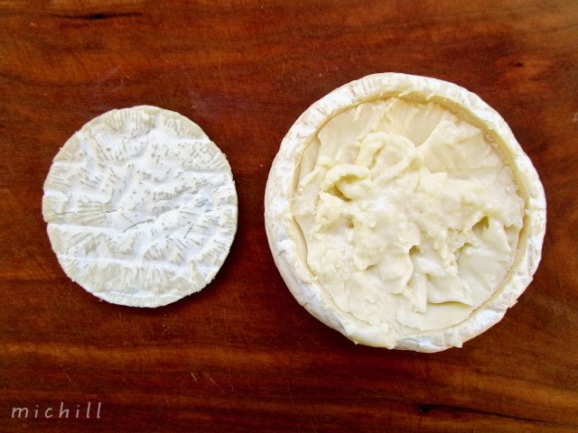 缶詰 パックそのままで超ラクチン カマンベールチーズを丸ごと焼くだけ 簡単チーズフォンデュ ローリエプレス