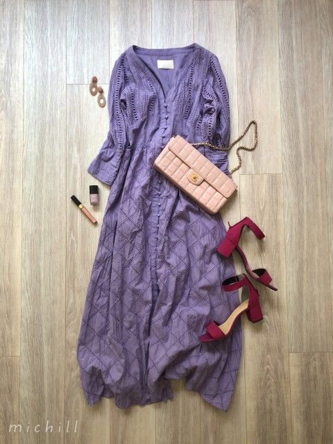 媚びない女っぽさで全方位モテ オフィスにもデートにも使えるパープルワンピがおしゃれすぎる ローリエプレス 媚びない女っぽさで全方位モテ オフィスにもデートにも使えるパープルワンピがおしゃれすぎる ローリエプレス