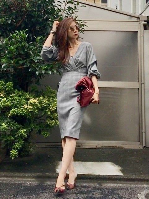 Zaraで見つけた オトナ女子のための美人見えワンピース ローリエプレス