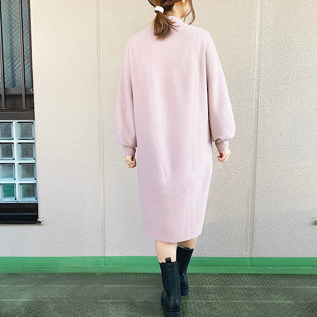 売り切れ前に急いで 毎年大人気のユニクロ ニットワンピース はくすみピンクが買い ローリエプレス