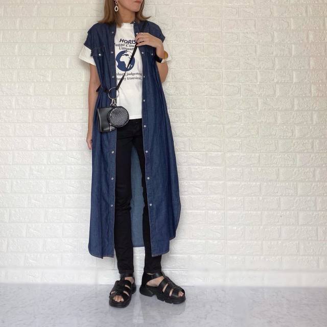 21秋の 黒スキニー はこれが正解 マネするだけで垢抜ける おしゃれさんのコーデ術 ローリエプレス