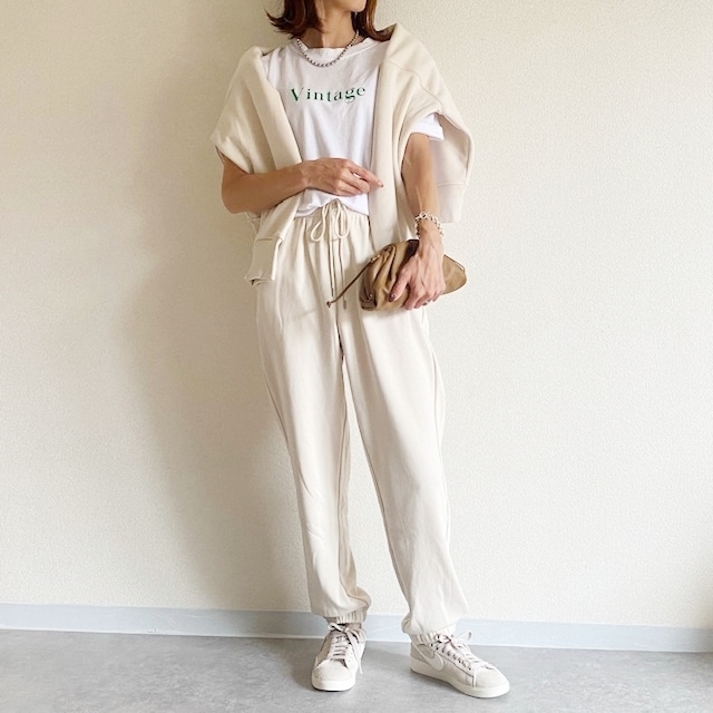 Snsをざわつかせてる ユニクロ爆売れパンツは買うなら今 最旬コーデ8style ローリエプレス