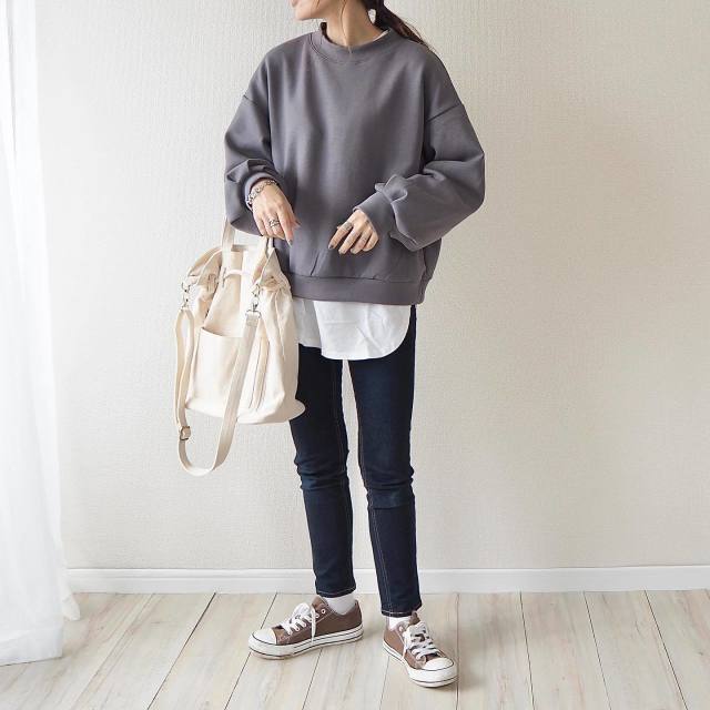 秋は スウェット がめちゃ使える おしゃれで今っぽい 大人の最旬コーデ8style ローリエプレス