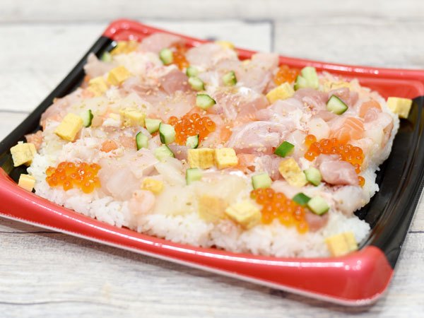 コストコの大型ちらし寿司 海鮮８種 があなどれない 17年11月18日 エキサイトニュース