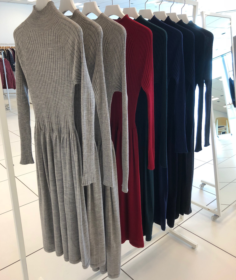 全部着てみた ユニクロ 3d Knitワンピース パーフェクトカタログ ローリエプレス