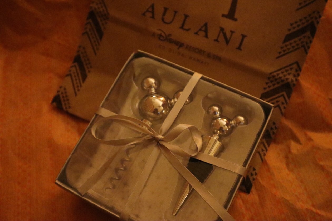 ハワイのお土産特集 女子向け スタバ ディズニー 限定 ルルルン お菓子 ローリエプレス