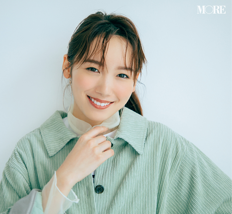 飯豊まりえがお手本 Nars のブラウンリップがとにかく使える 旬顔を作るイチ押しアイテム のぼり坂コスメ ローリエプレス