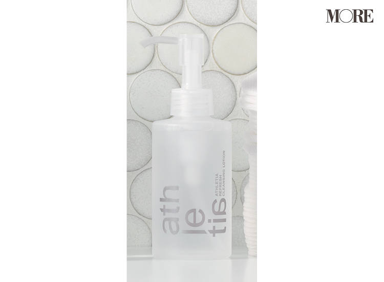 美肌にも時短にも頼れるクレンジング6選 朝は ふき取る クレンジングで肌に透明感を スイサイ ビオデルマ フーミー など ローリエプレス