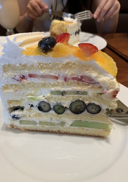 Harbsのケーキ初めて食べてきたよ ローリエプレス