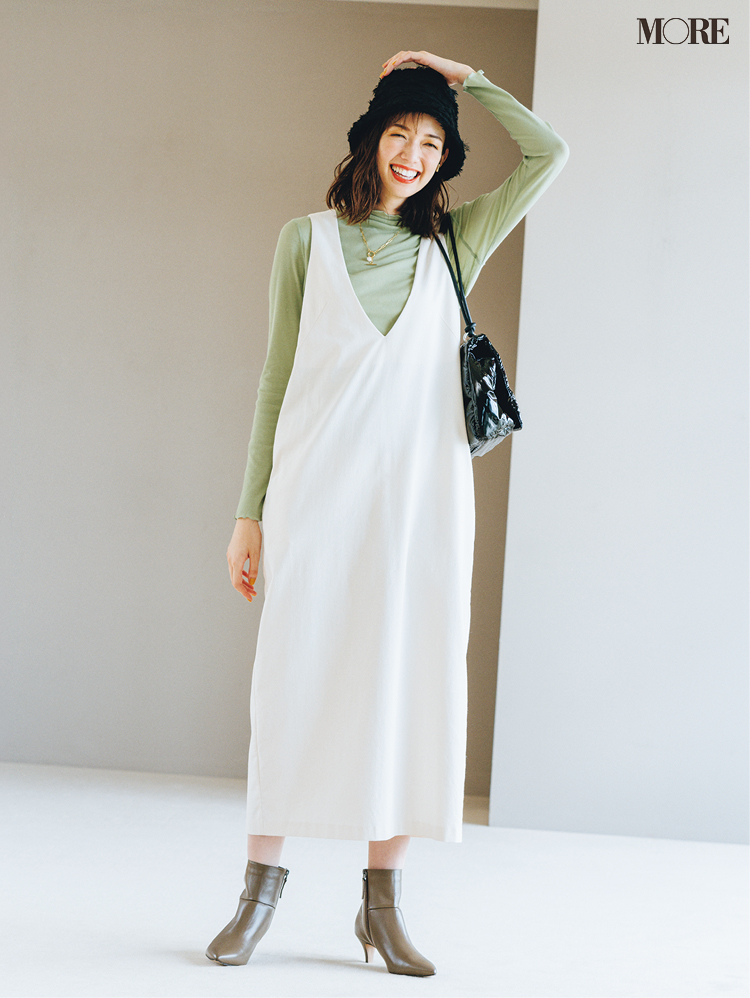 いつものスカートからジャンパースカートに着替えるだけ 秋服は味変して長く楽しもう ローリエプレス