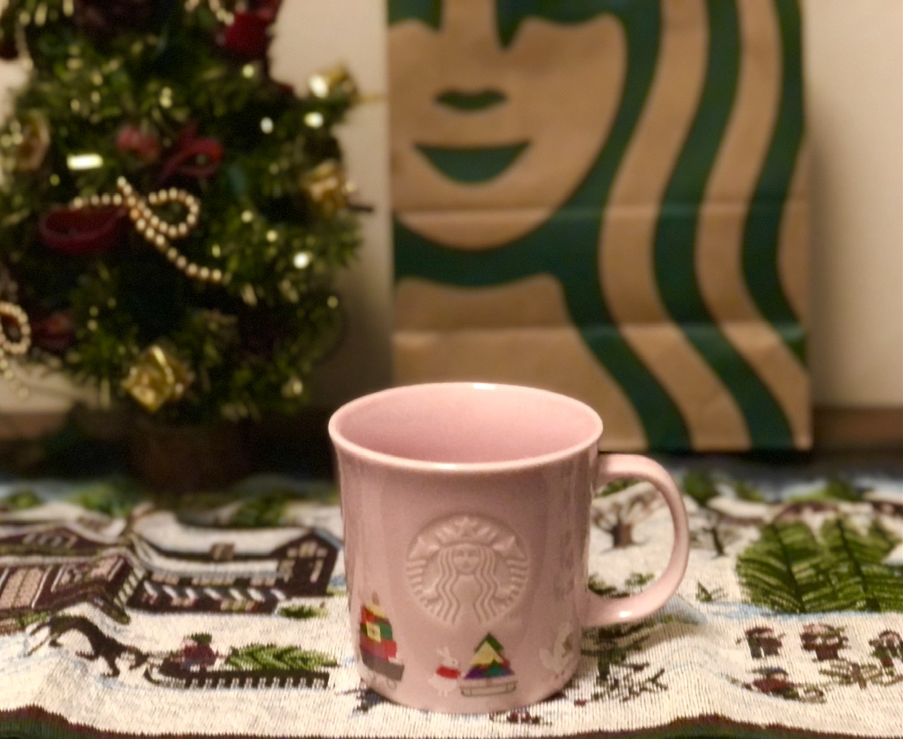 スターバックス ホリデーマグ クリスマスツリー柄 | hartwellspremium.com