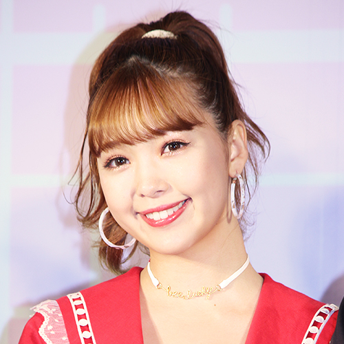 藤田ニコル ヒルナンデス で 乳房の生え際 が 見えてる 年6月26日 エキサイトニュース