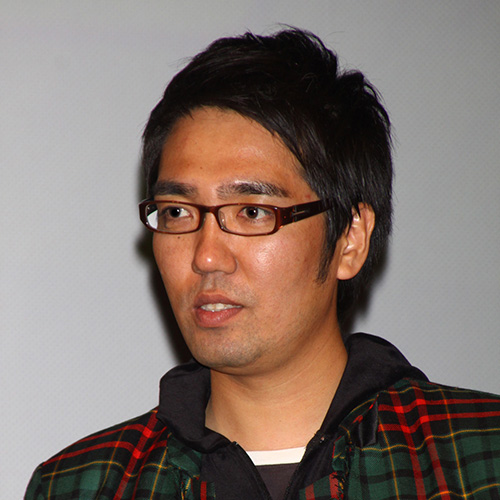 おぎやはぎ 小木に賛否 卒業式にヴィヴィアン ウエストウッドはアリ 21年3月27日 エキサイトニュース