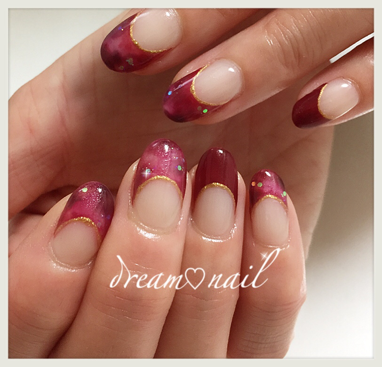 憧れのレッドネイル 自分に似合う 赤 を選ぶポイント ローリエプレス