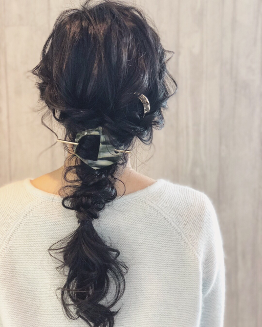 黒髪でもおしゃれに 黒髪さんのためのヘアアレンジ特集 ローリエプレス