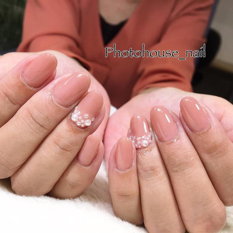 40代でもピンクで指先を彩る 大人ピンクネイル特集 ローリエプレス 40代でもピンクで指先を彩る 大人ピンクネイル特集 ローリエプレス