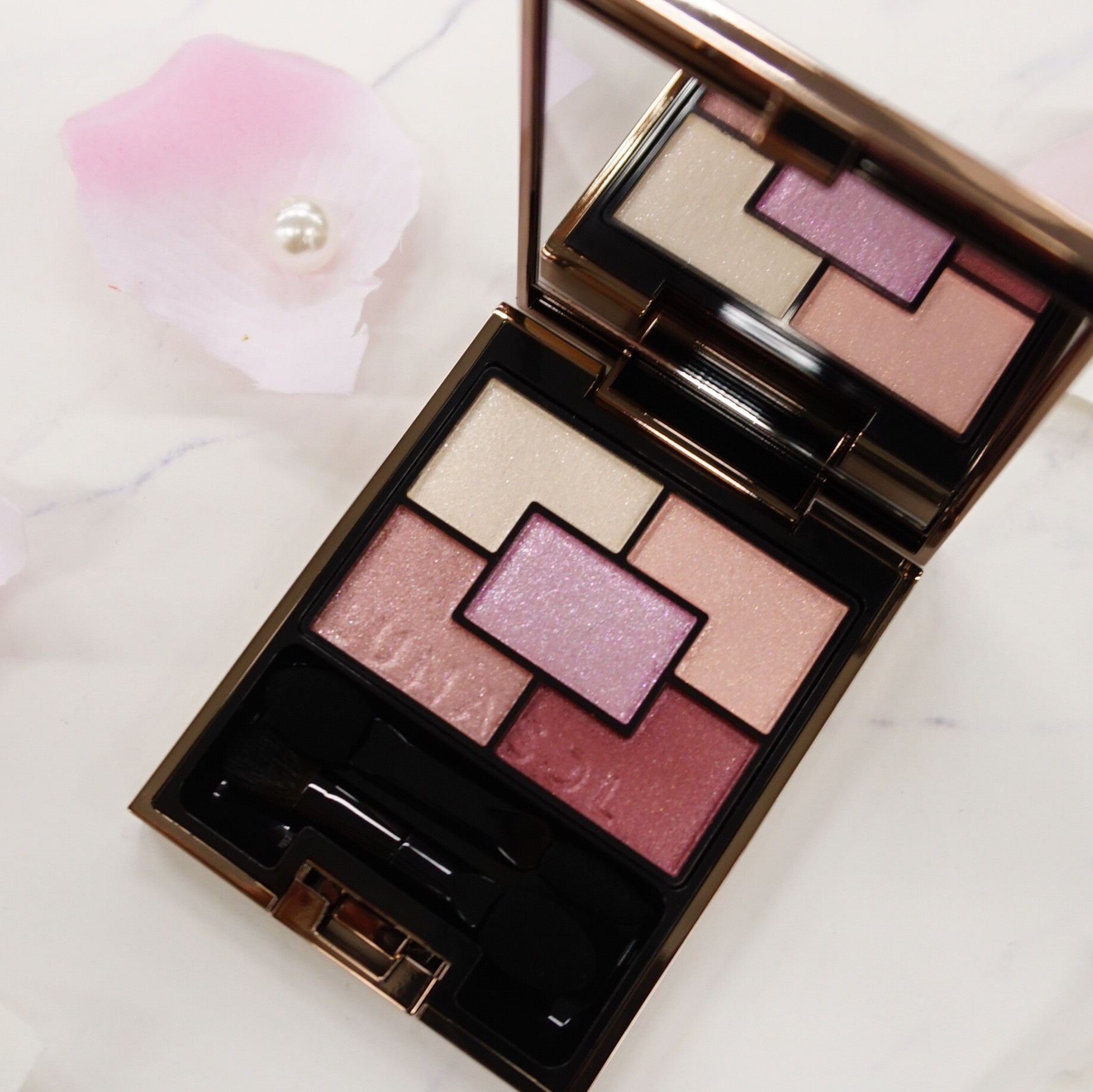 あのウワサのルナソルルビーがリニューアル 恋する女子のマストコスメ ローリエプレス