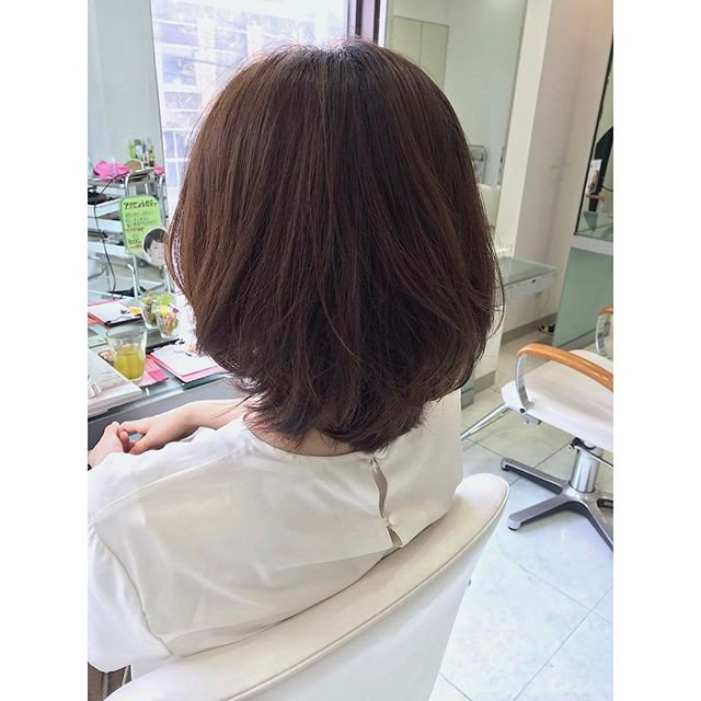 ドライヤーで朝のスタイリングを時短に セットが簡単なヘアスタイル術 ローリエプレス