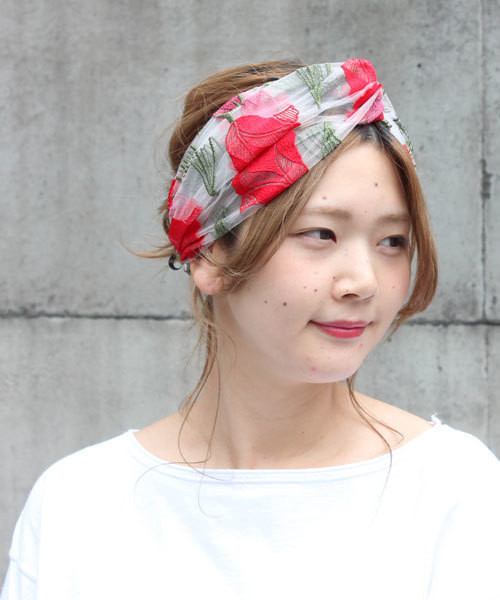 うっとおしい前髪は ヘアバンド で解決 テレワーク中でもokなお家ヘアスタイル7選 ローリエプレス