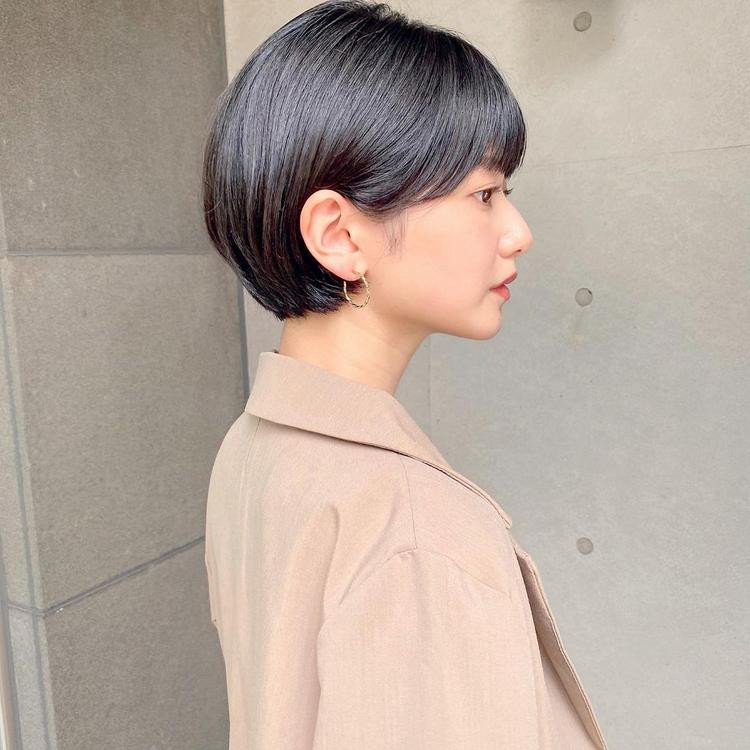 大人の長めショートボブ 小顔効果の短すぎないショートボブヘア集 ローリエプレス