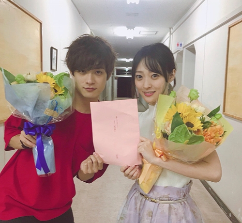 元nmb三秋里歩 初告白で成功した相手と2ショット 18年7月31日 エキサイトニュース