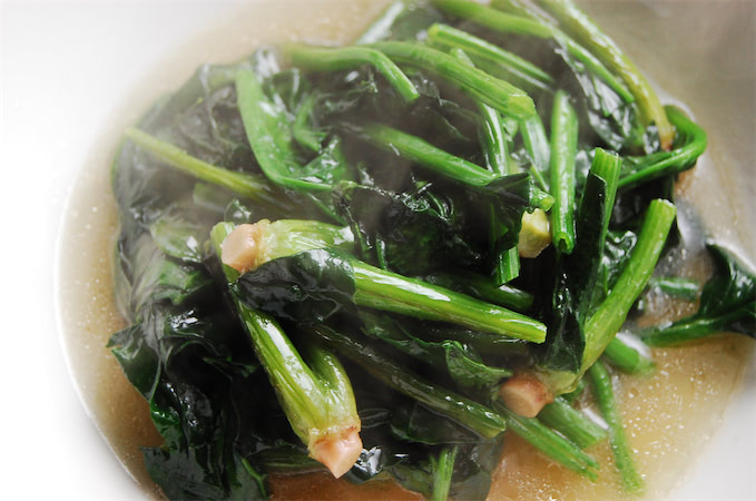 シェフ脇屋の野菜炒め】ほうれん草の超絶な甘味を引き出すのは油