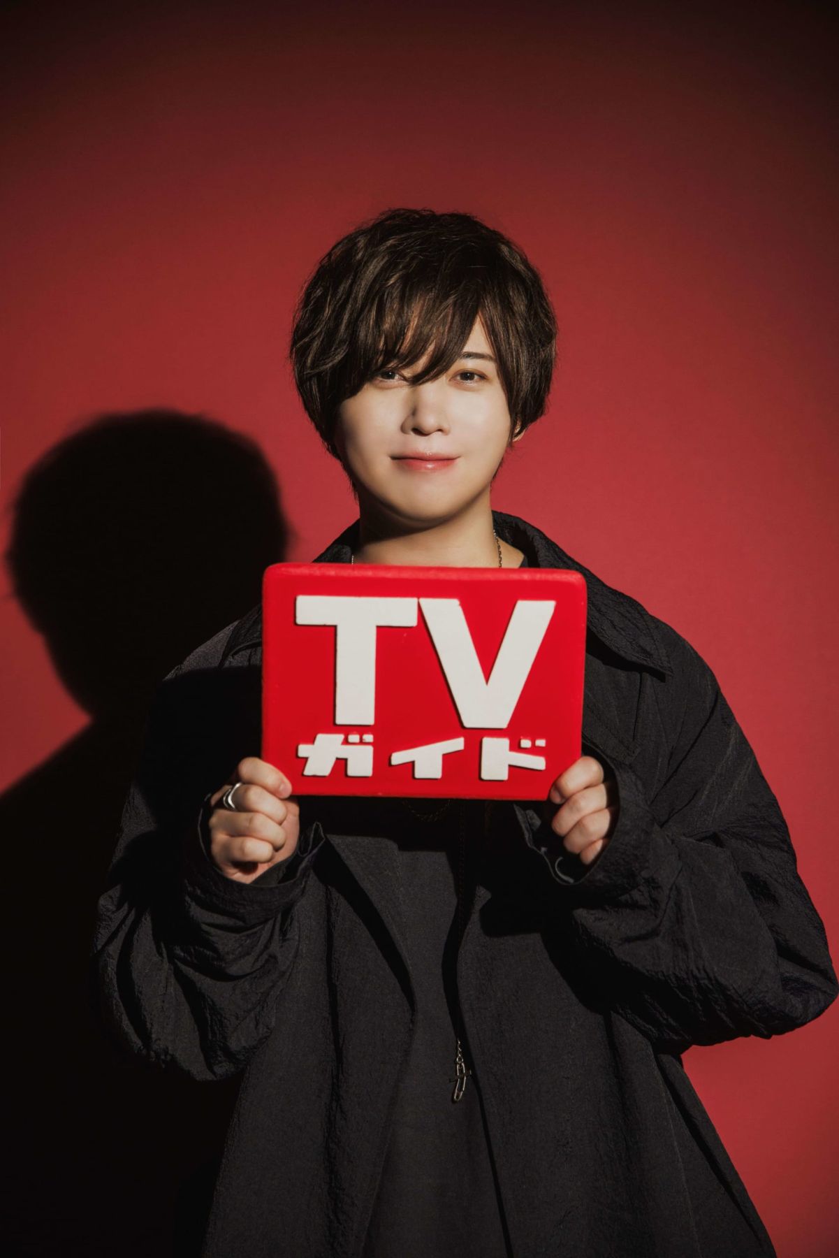 儚げで美しい‥‥‥斉藤壮馬が「週刊TVガイド」声優連載に登場！雰囲気が