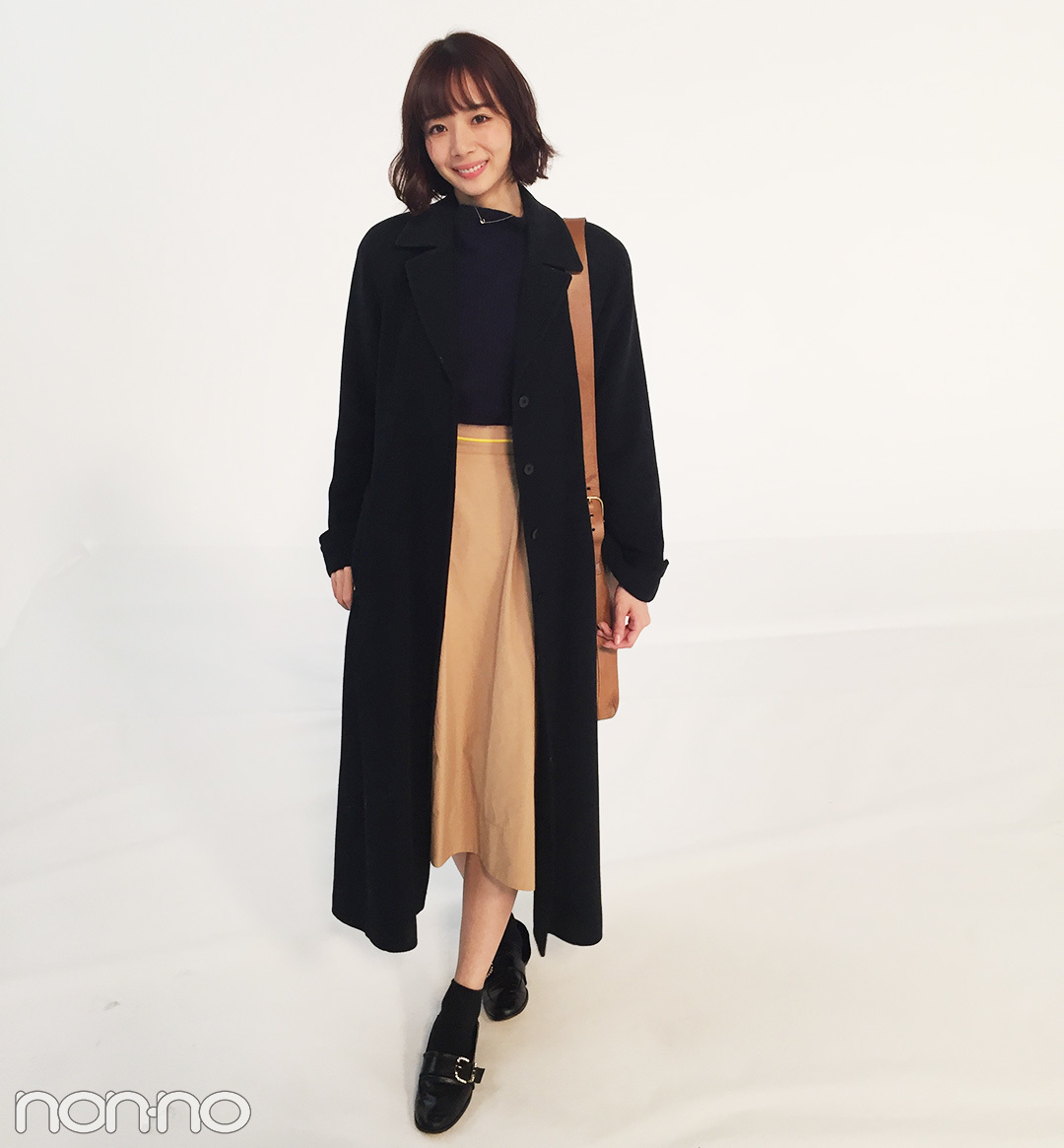 岡田紗佳の冬コーデは黒 ベージュで大人っぽく モデルの私服スナップ ローリエプレス