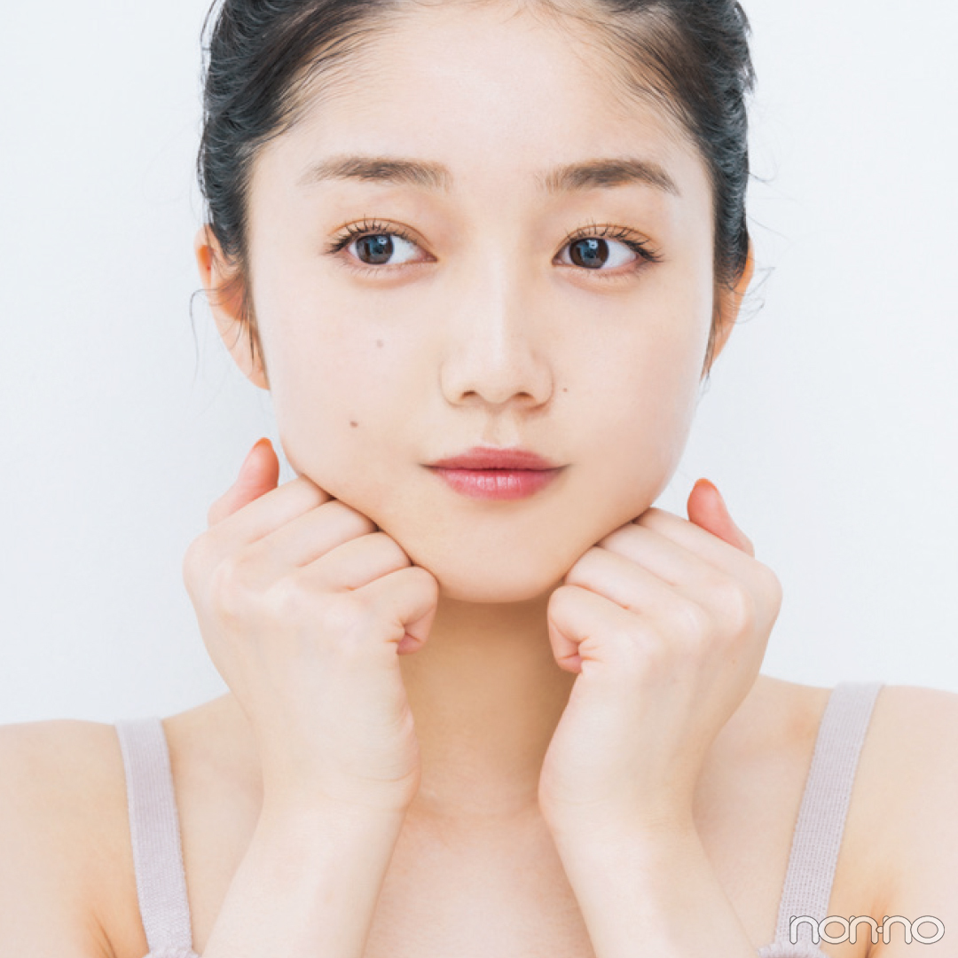 すぐ効果が出る神業 簡単小顔マッサージで 即顔やせを実感する方法 ローリエプレス