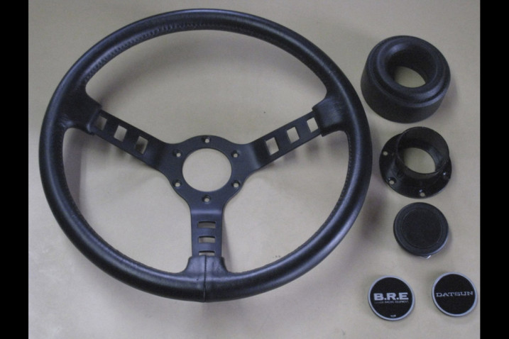 B ショップ R E バンザイレーシング DATSUNタイプ コンペステアリング