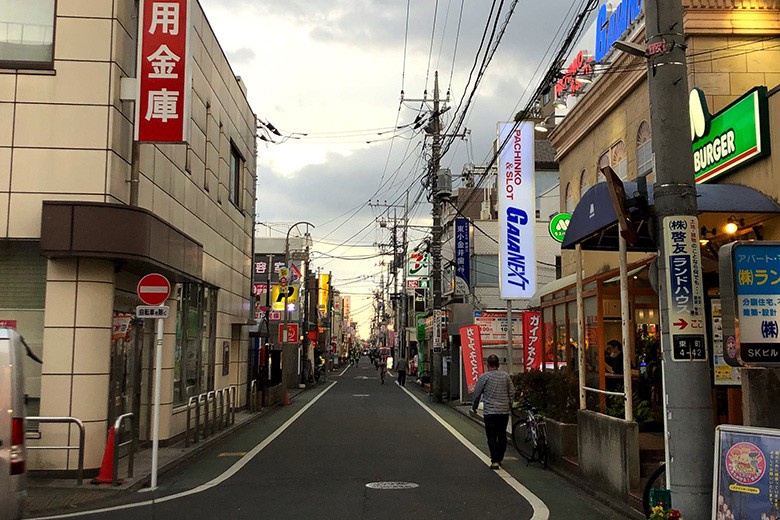 東小金井の燻製専門店で 看板娘がいつのまにかトマト嫌いを克服していた 21年4月15日 エキサイトニュース 4 4