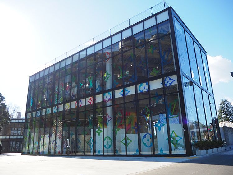 3週間限定のガラス張りのルイ ヴィトン 原宿は今もアツかった 19年1月10日 エキサイトニュース