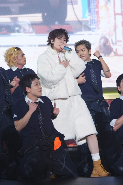 ZICO、8年ぶりの日本単独公演を開催 幾田りらとコラボ曲「DUET」を熱唱