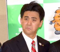 安倍首相“物まね”芸人が支持率低下に危機感「仕事が減っていくのではと懸念」