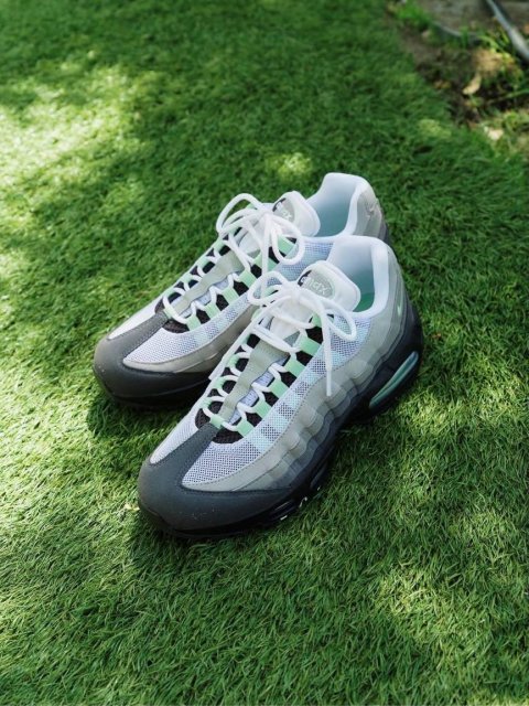 専用！NIKE ナイキ airmax 95 '22限定モデル ミントカラー 24 ナイキ『エアマックス95』“フレッシュミント”発売へ さわやかな“清涼感