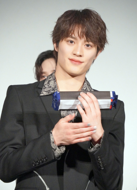 本島純政 上村謙信 未成年 香港 ファンミーティング 限定 アクリルスタンド