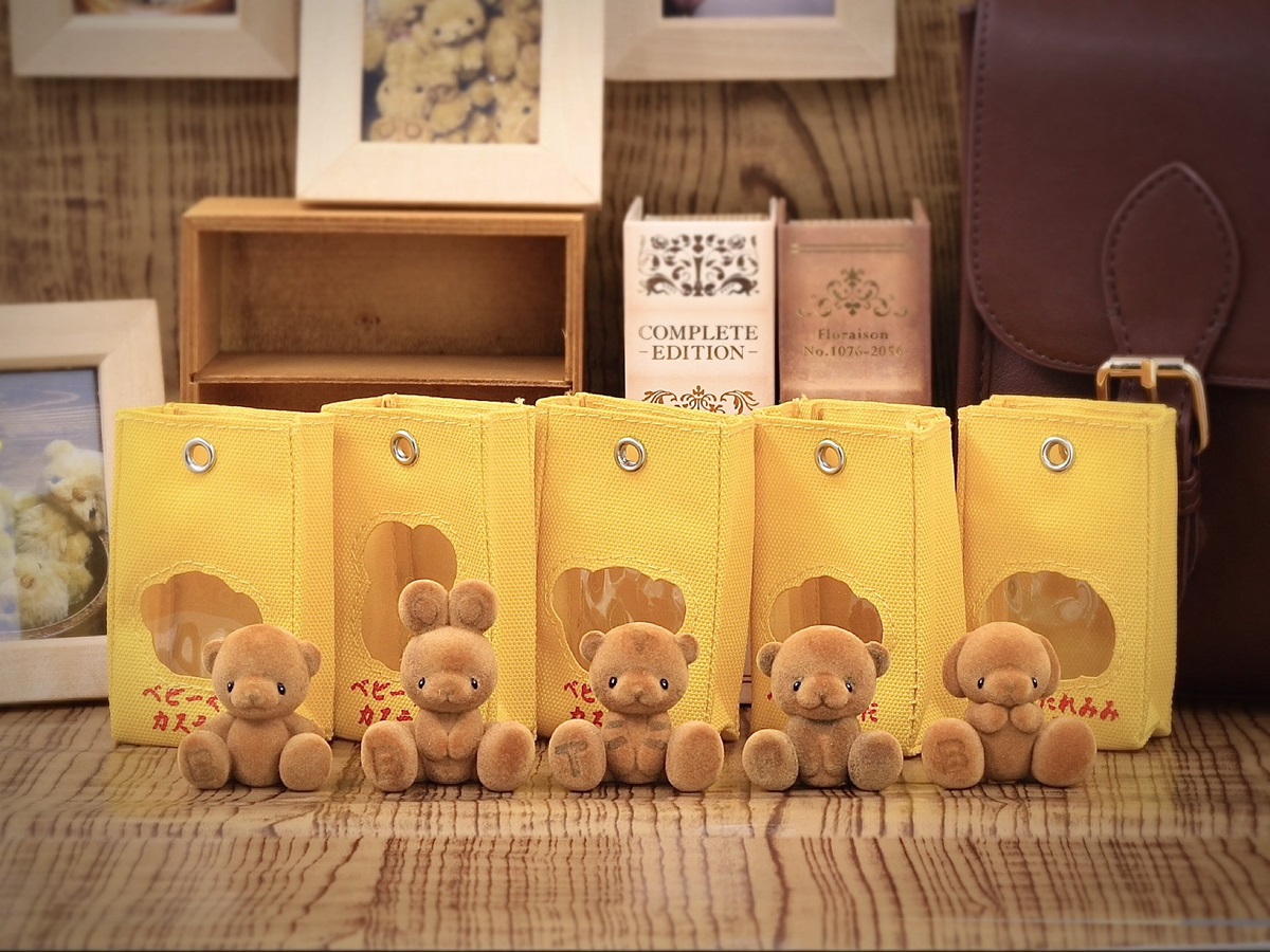 クマのぬいぐるみがベビーカステラ風に！カプセルトイで発売