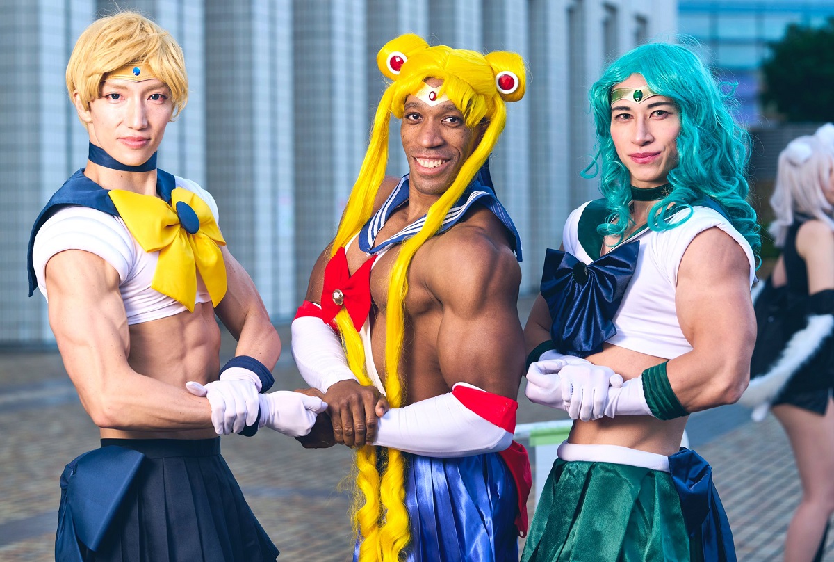 筋肉とコスプレは世界を救う 池ハロにマッチョのセーラー戦士が登場 