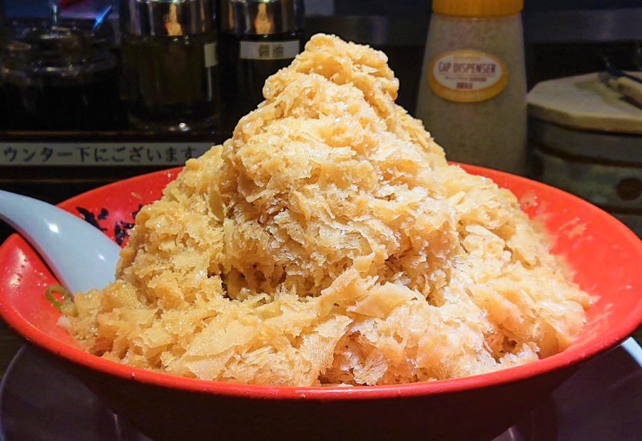 まさかの かき氷冷やし味噌ラーメン 爆誕 東京豚骨拉麺ばんから 夏の新メニューを食べてきた これは アリ 年6月17日 エキサイトニュース