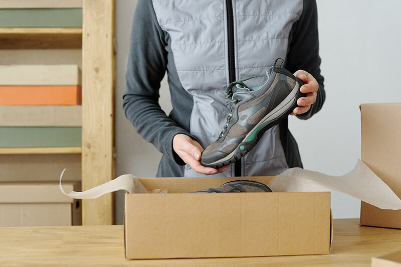 メルカリ】出品した靴の梱包方法と発送方法 – 箱あり・箱なしの送料の 