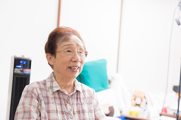 ｢86歳の現役介護士｣子ども3人育て上げ､夫を見送り"70代で始めた就活"の中身 (2021年8月19日) - Vimarsana News