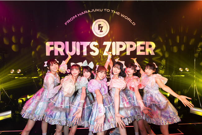 Fruits Zipper、夏の特別単独公演で魅せた妖艶なパフォーマンス、勢いを加速させるステージに 2022年8月10日